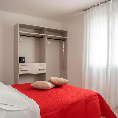 Camelot Red - Appartement Vérone