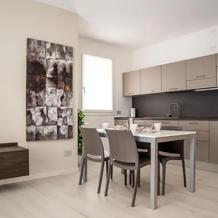 Apartament Camelot Red - Werona