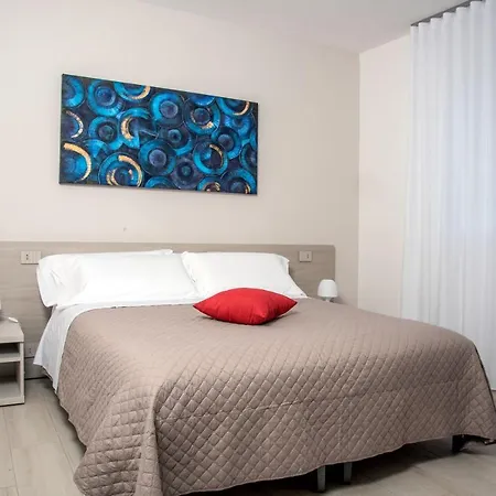 Camelot Red - * Verona