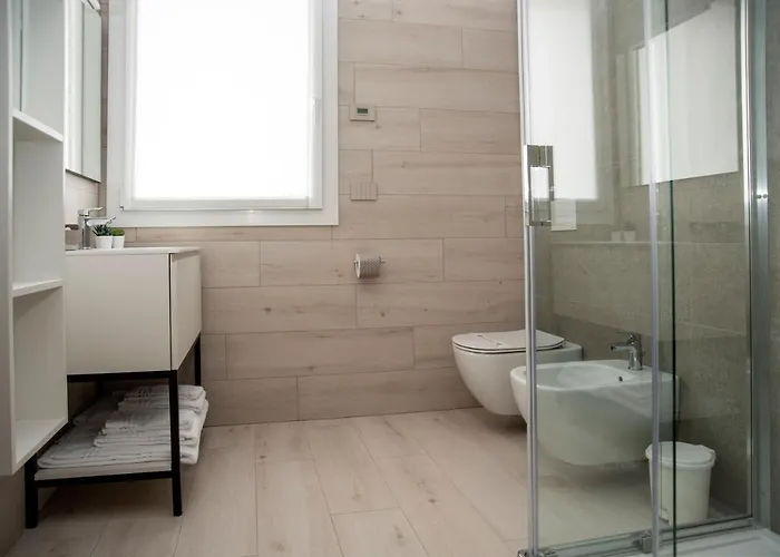 Camelot Red - Apartment Verona