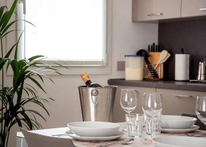 Apartment Camelot Red - Verona