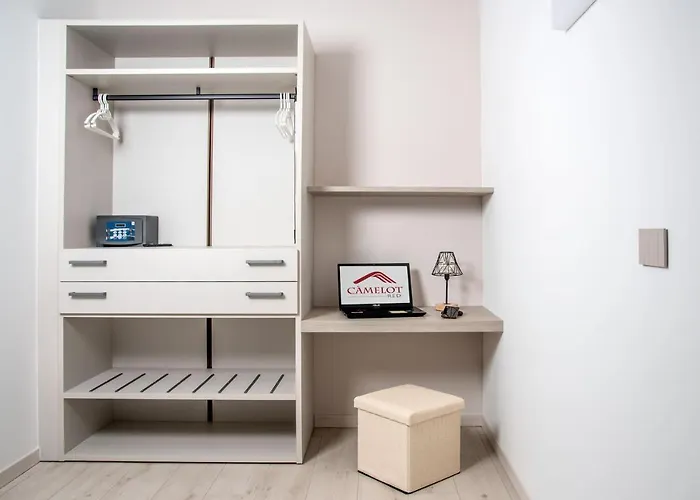 Appartement Camelot Red - *